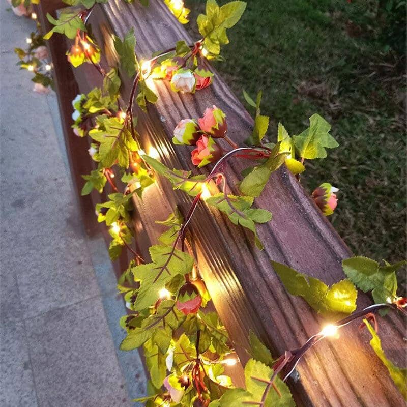 Fio de Luzes Flores Rosas e Brancas Fios de Luzes Vitrine One 